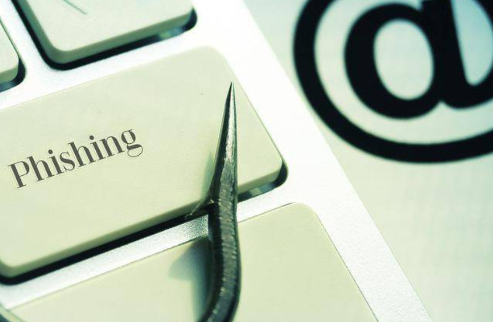 حملات فیشینگ و کلاهبرداری
